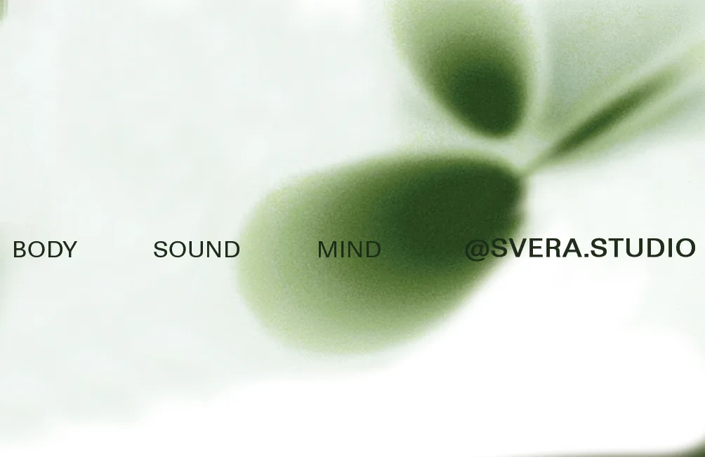 SVERA business card front, green colourway, with the shared baseline marked